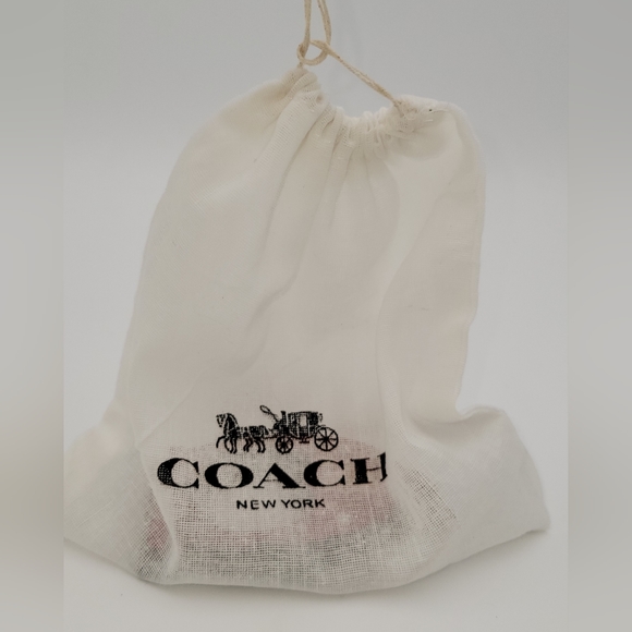 💥SALE💥🔥NWT🔥 Coach "C" Bag Charm - Picture 7 of 7